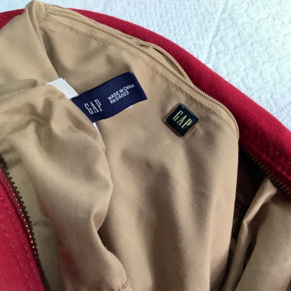 EUC Gap Red Wool shoulder bag tote - Picture 8 of 11